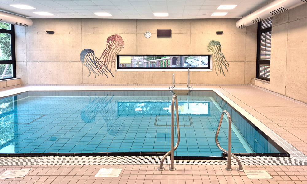 Engers-Montage Gesamt frontal - Schwimmhalle 2025 - 1